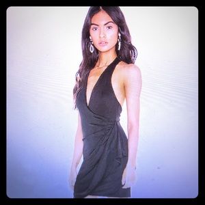 Alice + Olivia Marx Black Halter Dress. NWT. Sz 2.